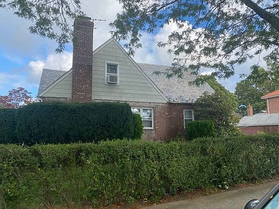 3rd image of 69-77 184th St