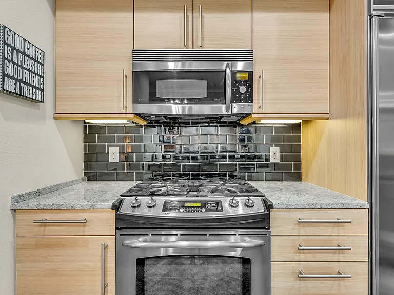 1655 N California Blvd #440 — Photo 10
