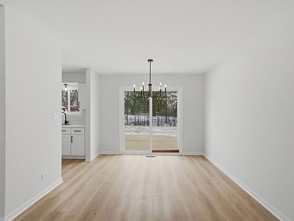 5th image of 4465 Morton Rd