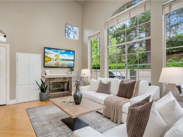 71 Tierra Plano, Rancho Santa Margarita, CA 92688