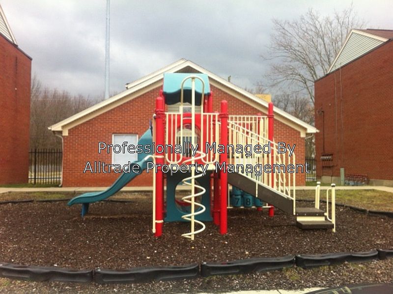 2nd image of 5705 Revere Pl #201