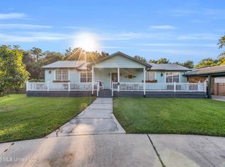 349 Rosehart Ave, Pass Christian, MS 39571