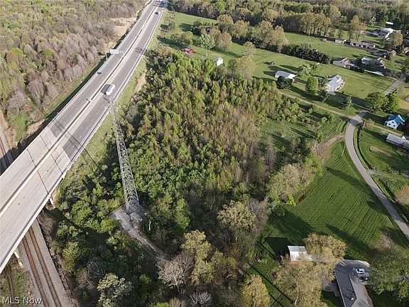 4th image of 2101 Miller Graber Rd