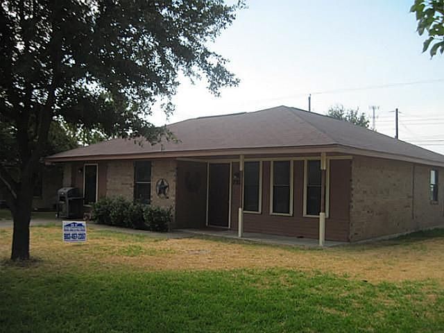 1st image of 702 Cates Dr