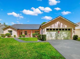 143 Breezy Oaks Ct, Davenport, FL 33896