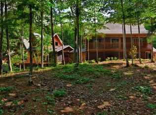 712 Peabody Pond Rd, Sebago, ME 04029