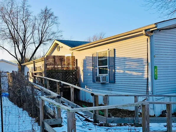605 Carriage Lane Est, Streator, IL 61364