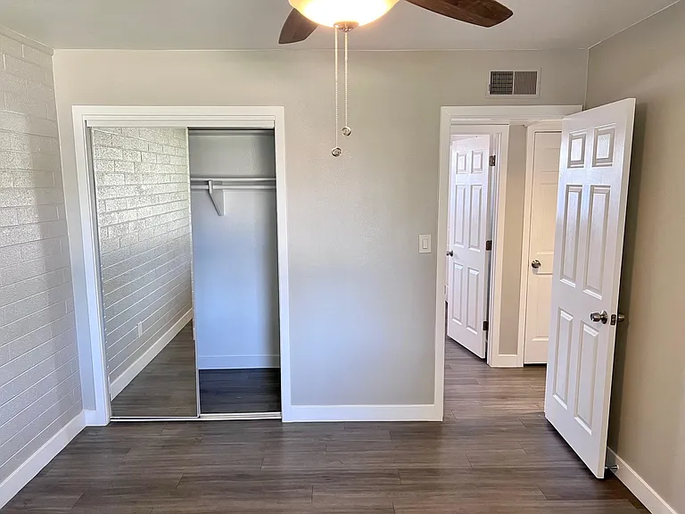 2629 E Turney Ave #4 — Photo 24