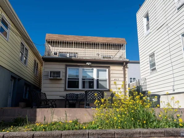 415 Walker St, Fairview, NJ 07022