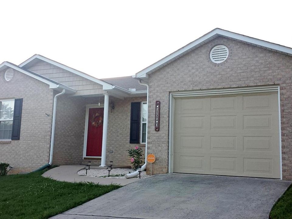 2nd image of 10625 High Meadow Dr