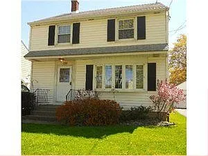 155 76th St photo 1