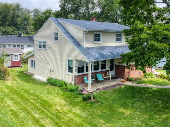 30 Benning Rd, Claymont, DE 19703