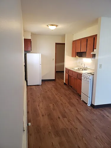 2400 Larpenteur Ave W Photo 1