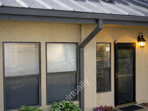 2nd image of 220-11 E Riverhill Club Ln