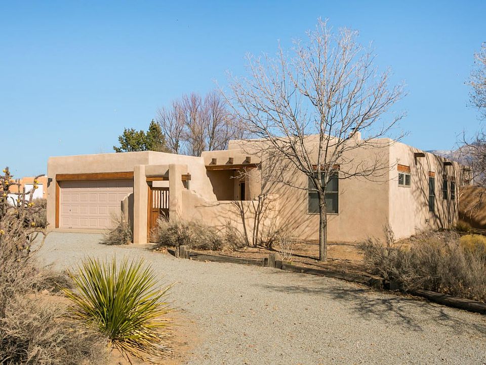 694 Mission Valley (001)