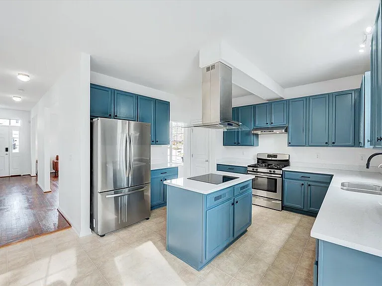 1005 Martin Bench Ct — Photo 10