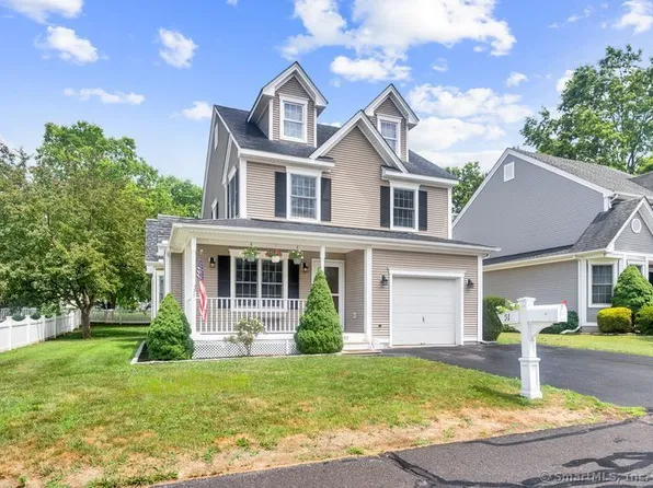 51 Olde Village Circle #51, Wallingford, CT 06492