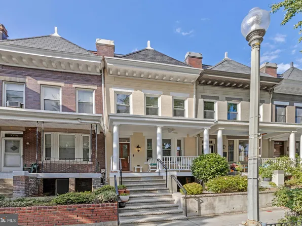 1749 Swann St NW, Washington, DC 20009
