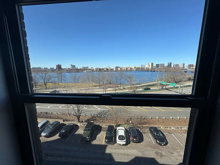 41 Bay State Rd #5F — Photo 6