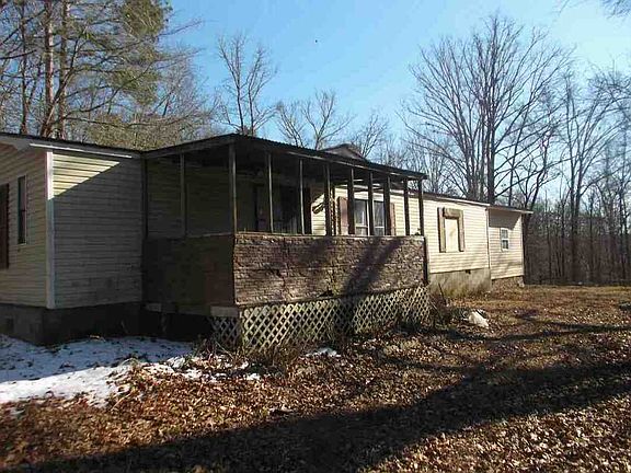 3rd image of 841 Pemberton St