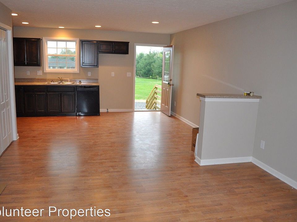 1st image of 103 Sugartree Ct #A
