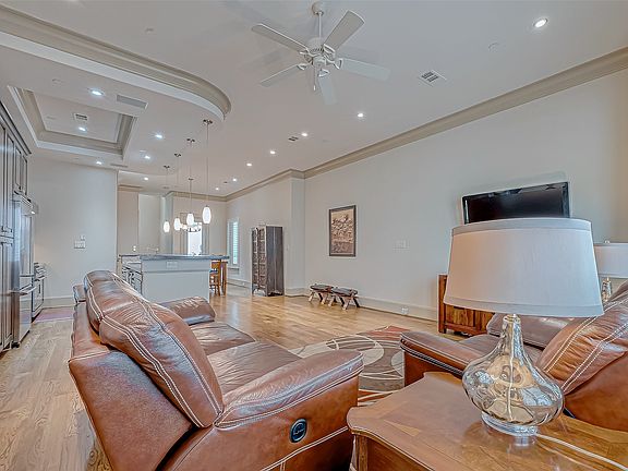 4th image of 311 Calle Sevilla Pl