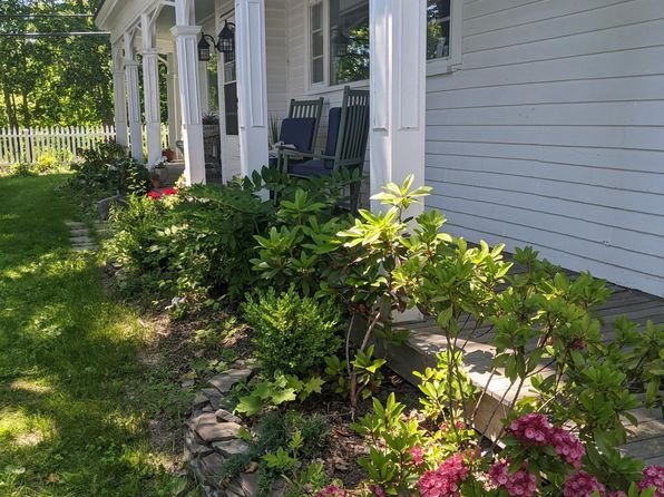 17 Pleasant St #4
