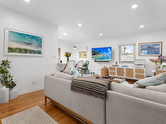 Living room with previous tenants furniture