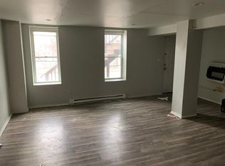 646 4th St #1, Troy, NY 12180