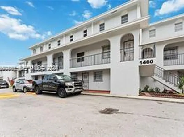 1460 W 43rd Pl APT 106, Hialeah, FL 33012
