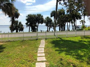 4001 Indian River Dr N, Cocoa, FL 32927