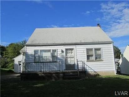 2nd image of 2629 Hermitage Ave