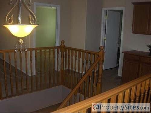 3rd image of 8348 W Pontiac Dr