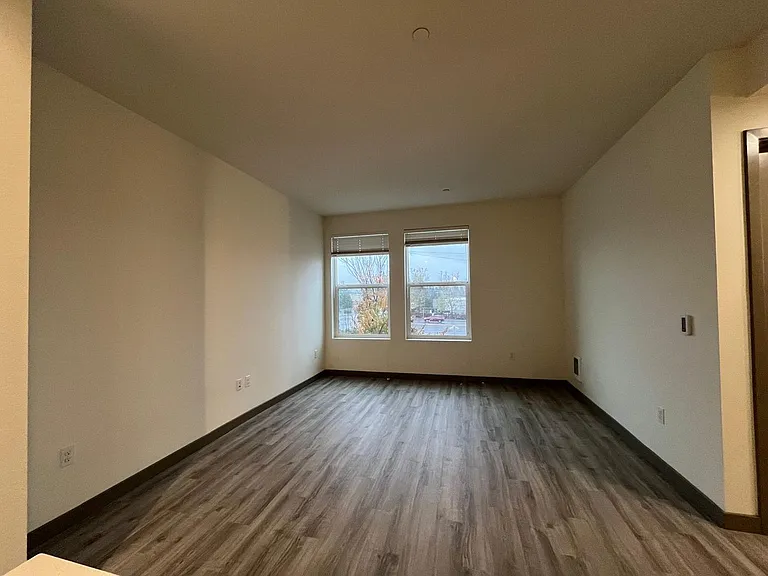 16224 Meadow Rd — Photo 8