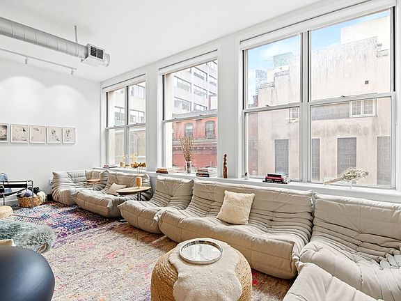 4th image of 43 Winter St Suite 4