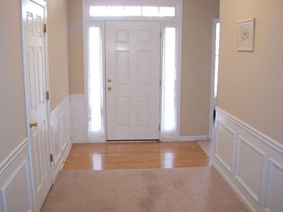 Beautiful Hardwood Flooring in Foyer