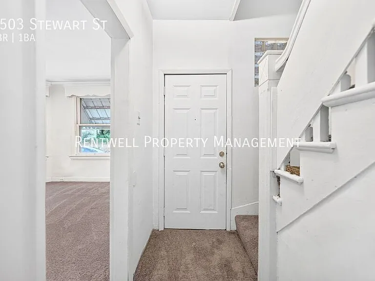 2503 Stewart St — Photo 12