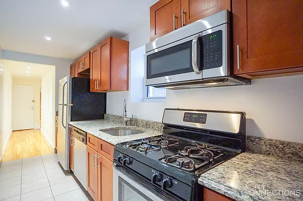 Rented by City Connections Realty | media 24