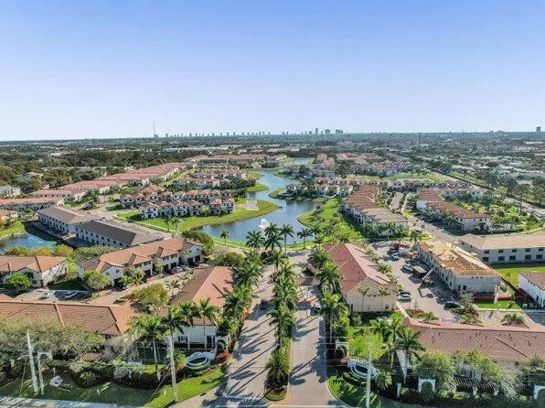 4199 Napoli Lake Drive, Riviera Beach, FL 33410