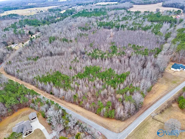 Jade Rd, Toney, AL 35773