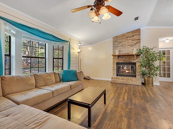4th image of 3500 Cedarwood Trl