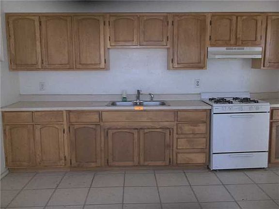 2nd image of 3887 Norma St