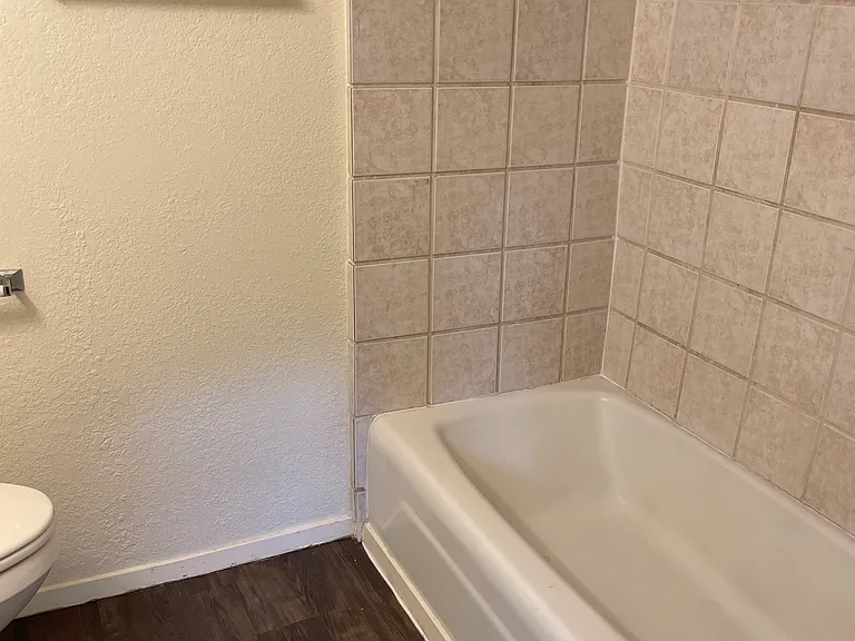360 Sp Terry Rd — Photo 25