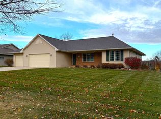 3186 Liberty Bell Rd, Green Bay, WI 54313
