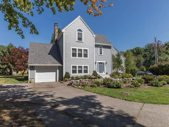 53 Alderwood Drive, Stratham, NH 03885