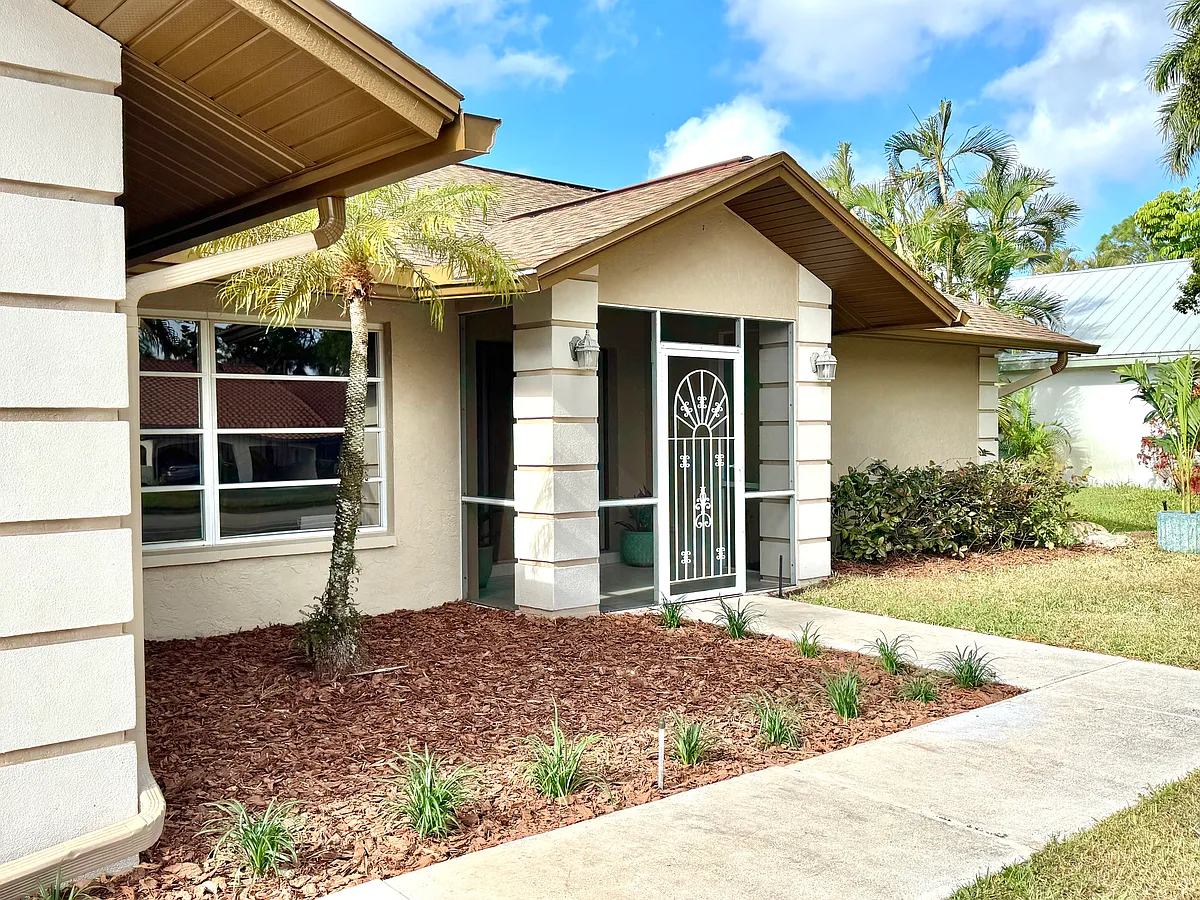 Building Photo - 939 Saint Andrews Blvd