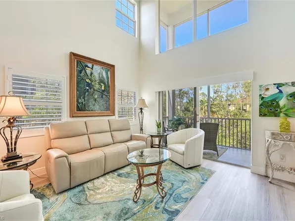 4500 Botanical Place CIR #301, NAPLES, FL 34112