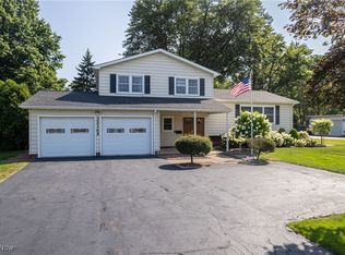 32145 Bainbridge Rd, Solon, OH 44139
