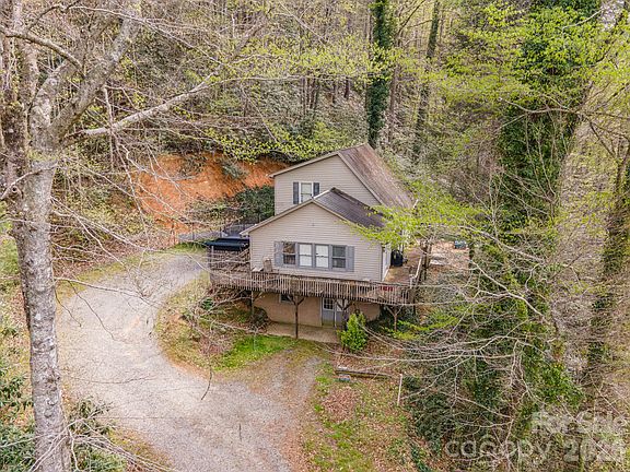 4th image of 2090 Zacks Fork Rd