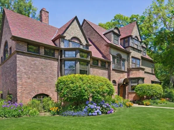 225 Hamilton St, Evanston, IL 60202